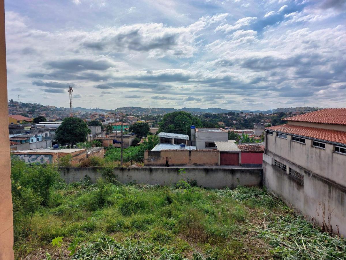 Casa Completa E Aconchegante Em Ribeirao Das Neves Екстер'єр фото